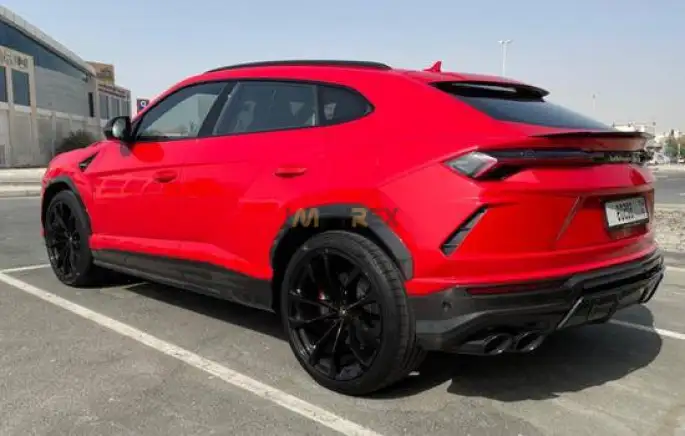 Lamborghini Urus 2021